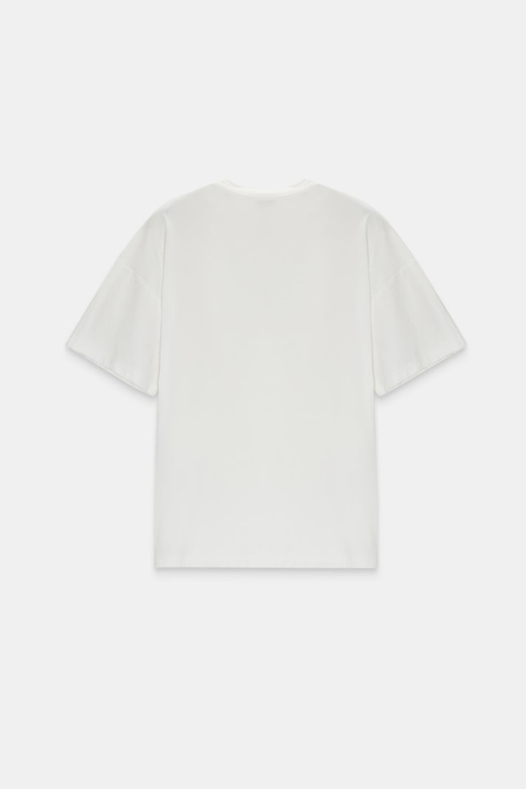 Ekru Yakada İnci Ve Baskı Detaylı Bisiklet Yaka Kısa Kollu T-Shirt Kadın T-Shirt modelleri