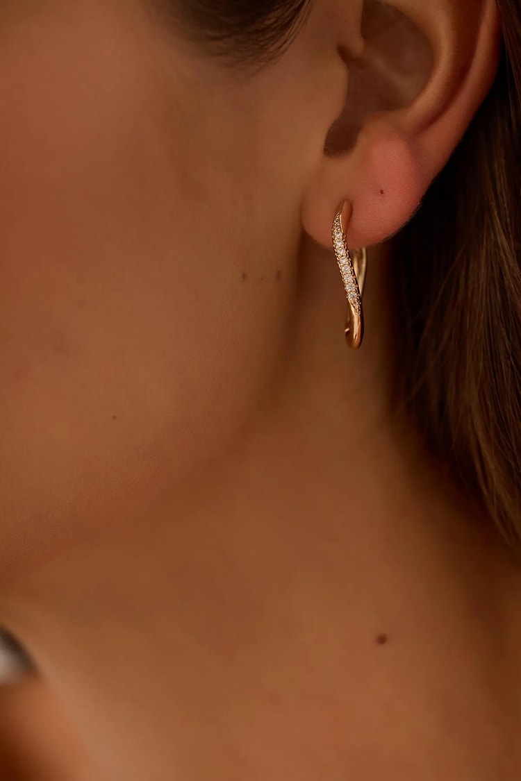 Ekru Zirkon Taşlı Rose Gold Vıp Halka Küpe Kadın Kategorisiz modelleri