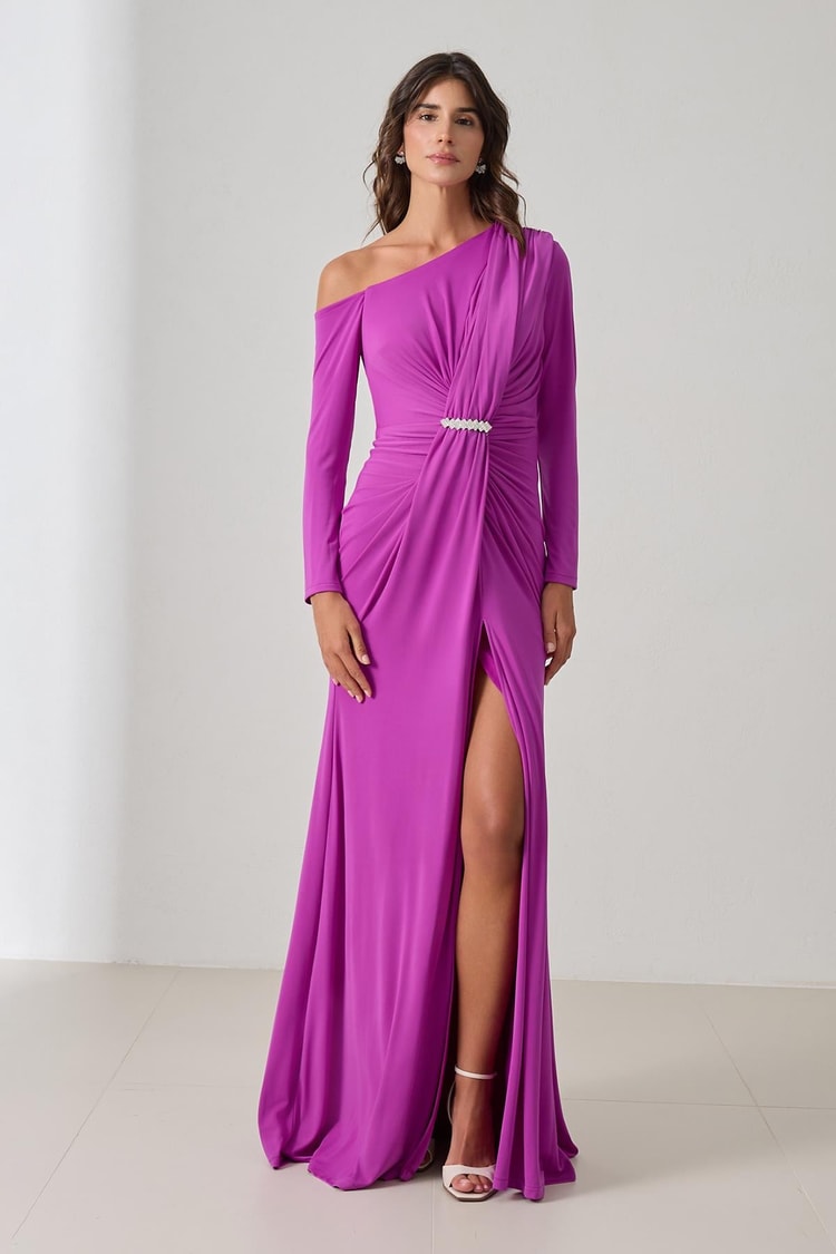 Fuşya Düşük Omuz Ve Drape Detaylı Yırtmaçlı Uzun Abiye Elbise Kadın Abiye Elbise modelleri
