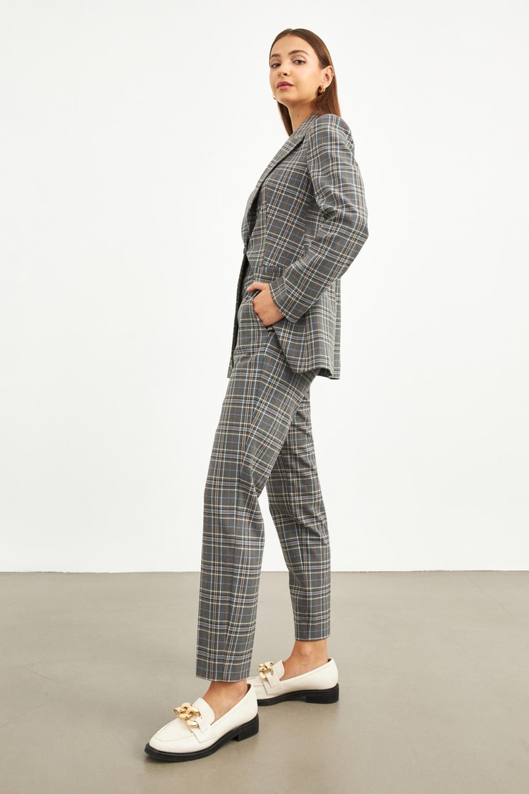 Gri Ekose Blazer Pantolon Takım Kadın Takım Elbise modelleri