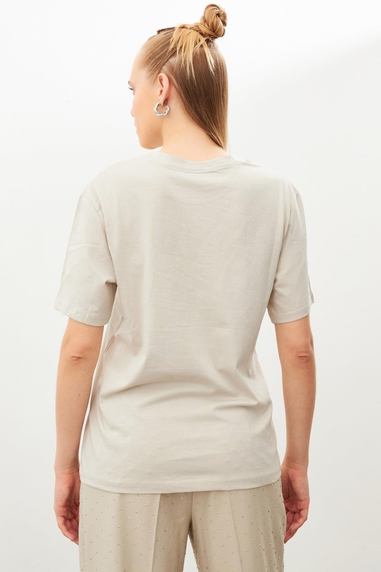 Gri Kabartmalı Bisiklet Yaka T-Shirt Kadın T-Shirt modelleri