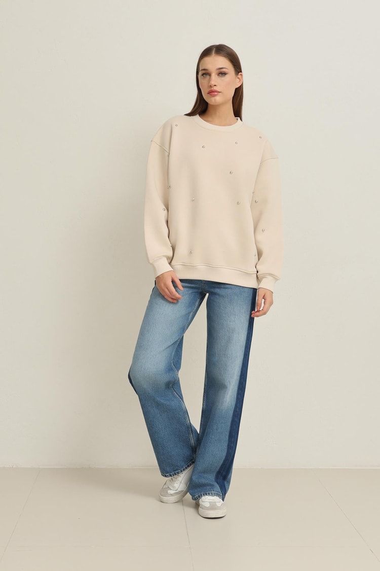 Krem Bisiklet Yaka Taş Detaylı Uzun Kollu Sweatshirt Kadın Kategorisiz modelleri