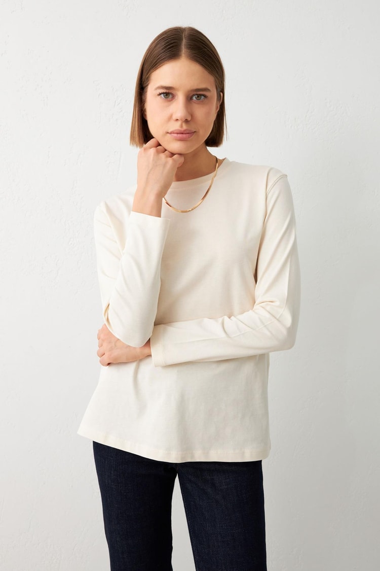 Krem Bisiklet Yaka Uzun Kollu Sweatshirt Kadın Kategorisiz modelleri