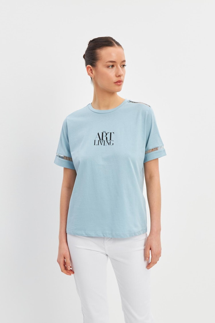 Mavi Baskılı Kol Ve Omuzda Örme Detaylı Bisiklet Yaka T-Shirt Kadın T-Shirt modelleri