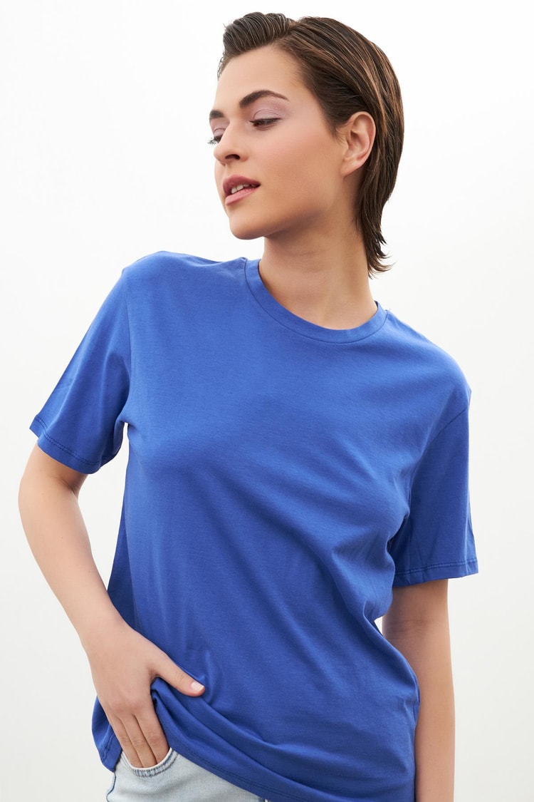 Mavi Bisiklet Yaka Düz T-Shirt Kadın T-Shirt modelleri