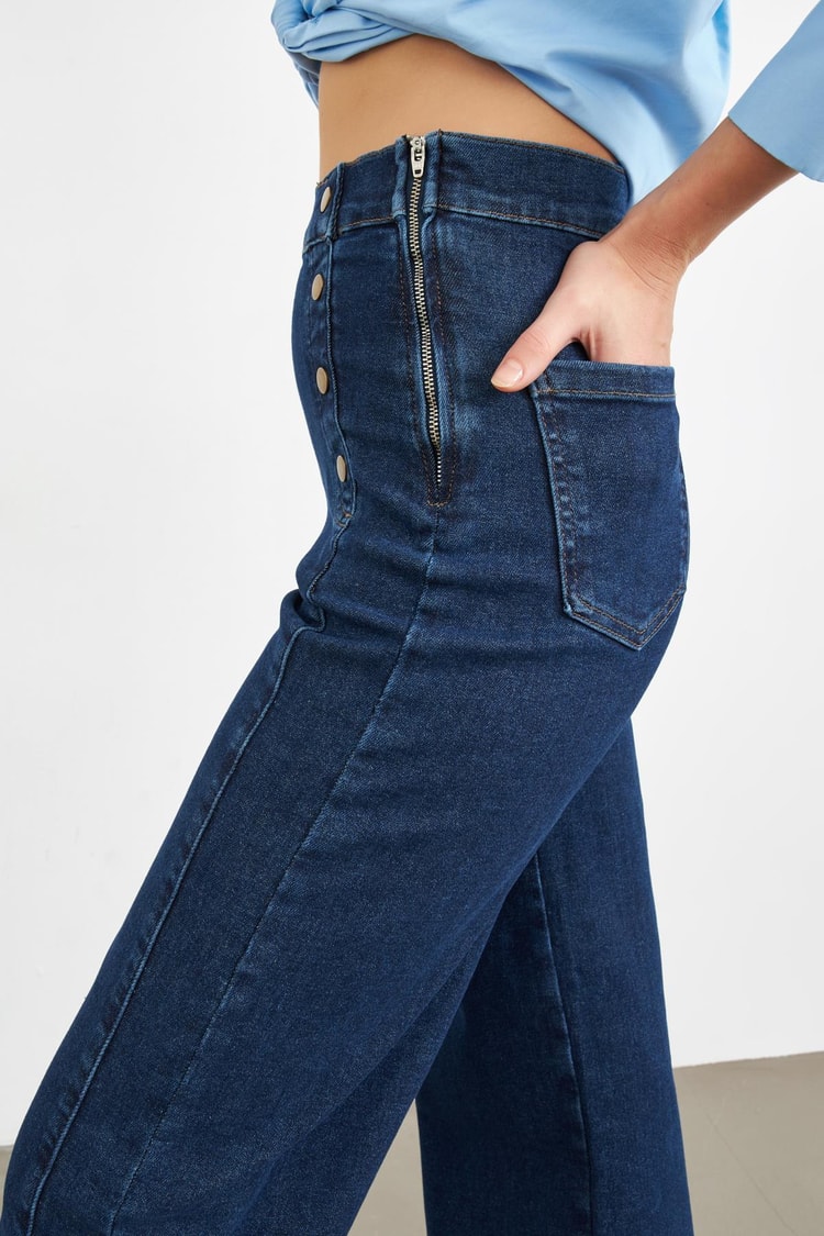 Mavi Düğme Detaylı Jeans Kadın Kategorisiz modelleri