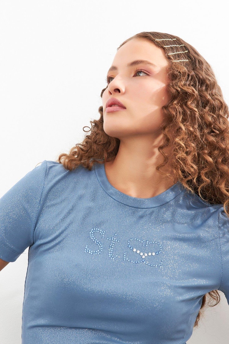 Mavi Taşlı Kısa Kollu T-Shirt Kadın T-Shirt modelleri