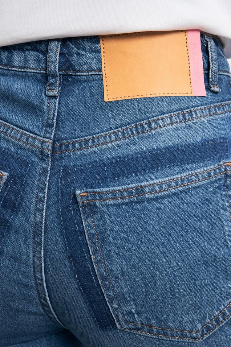Mavi Yandan Tek Şerit Detaylı Kot Pantolon Kadın Kategorisiz modelleri