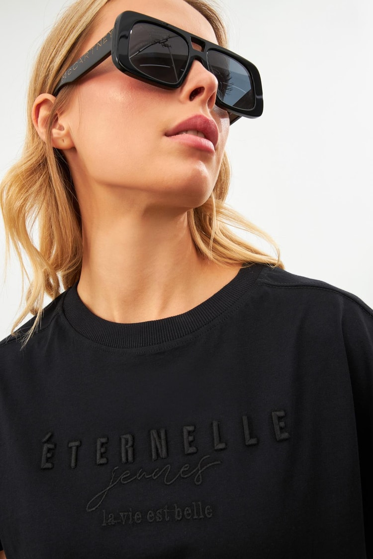 Siyah Baskı Detaylı Bisiklet Yaka T-Shirt Kadın T-Shirt modelleri