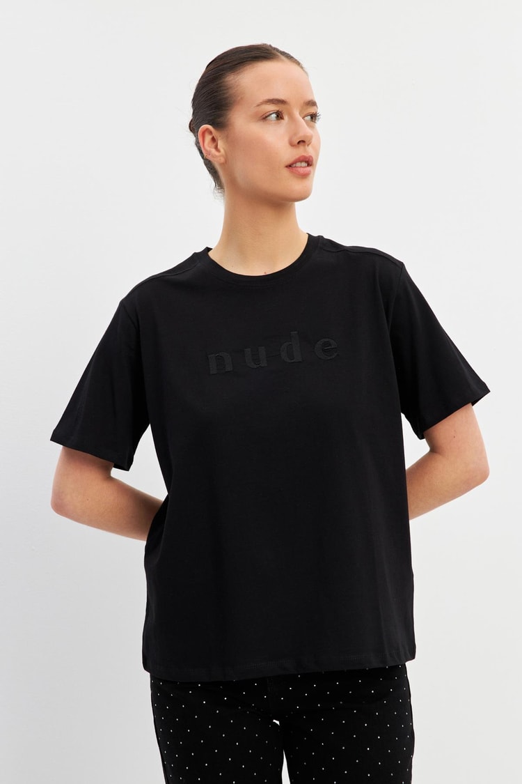 Siyah Baskı Detaylı Bisiklet Yaka Basic T-Shirt Kadın T-Shirt modelleri