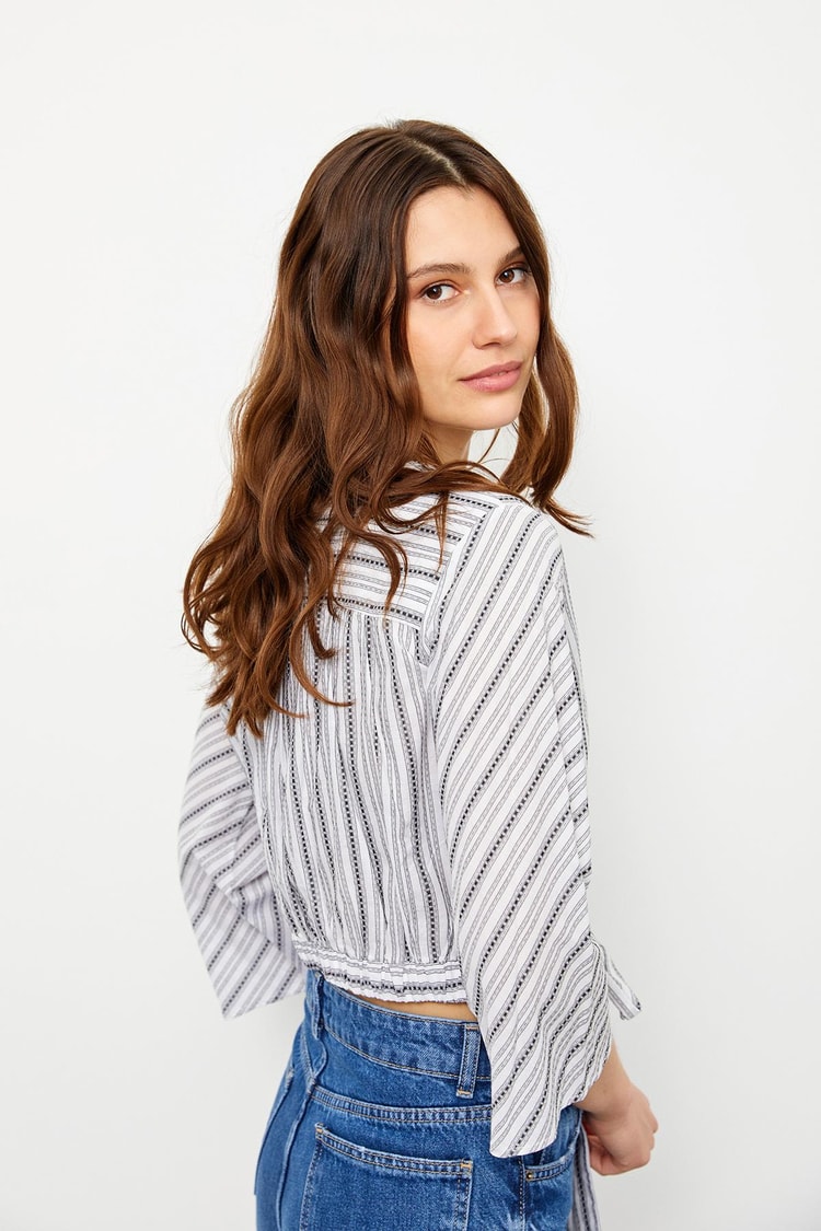 Siyah- Beyaz Şerit 4OD2CBL0093 BLUZ Kadın Bluz modelleri
