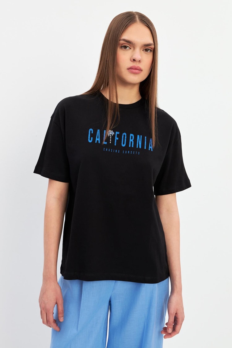 Siyah Kısa Kollu Baskılı Bisiklet Yaka T-Shirt Kadın T-Shirt modelleri