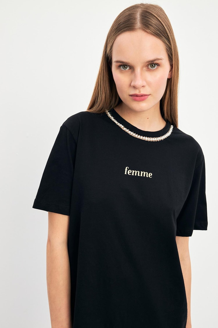 Siyah Mini Baskı Ve Taş Detaylı Bisiklet Yaka Kısa Kollu T-Shirt Kadın Kategorisiz modelleri