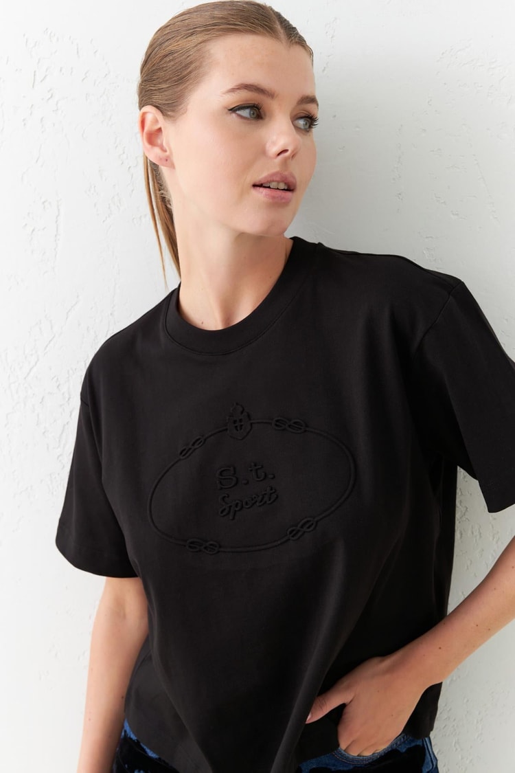 Siyah Pamuklu Baskı Detaylı Bisiklet Yaka Kısa Kollu T-Shirt Kadın Kategorisiz modelleri