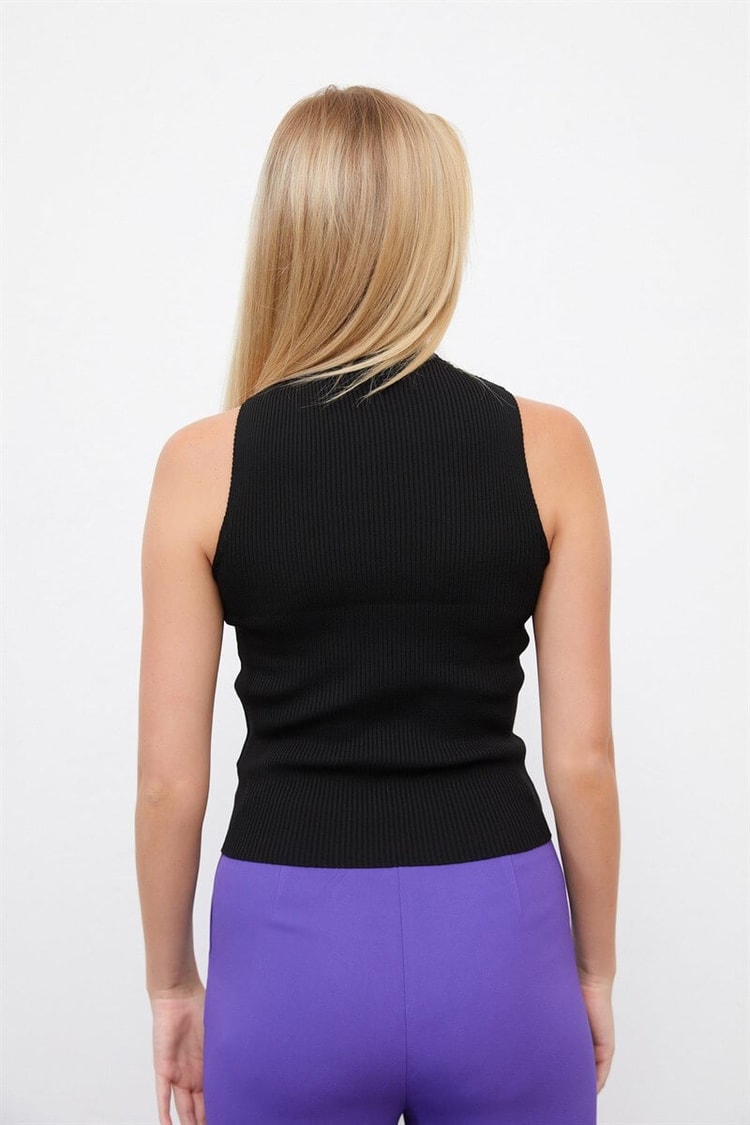 Siyah Balıkçı Yaka Kolsuz TrikoST060W94135002