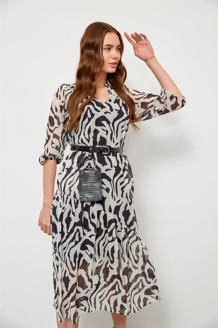 Siyah-Beyaz Kemerli Zebra Desen ElbiseST060S40107502