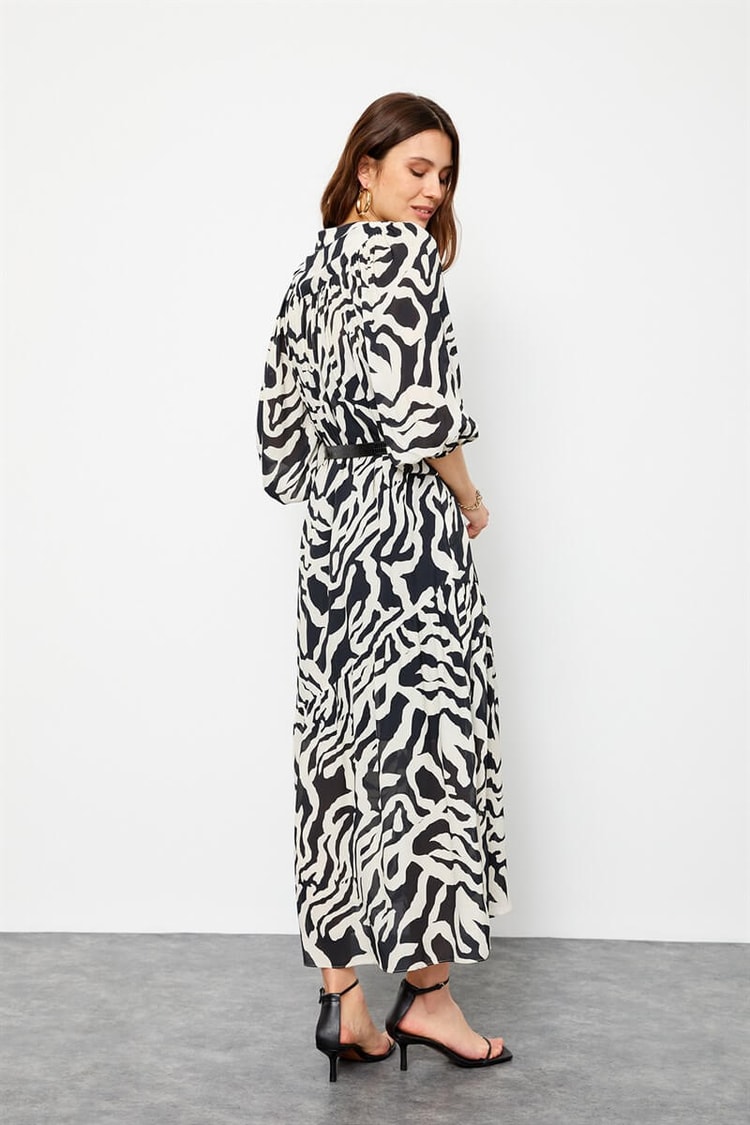 Siyah-Beyaz Modal Rayon Zebra Desenli Çanta Kemerli ElbiseST060S40107501