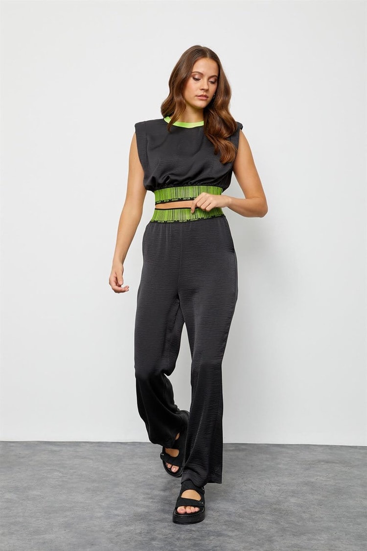 Siyah Crop Bluz Palazzo Pantolon TakımST060S60085001