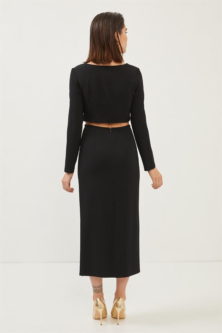 Siyah Cut Out Detaylı Asimetrik Yaka Crop BluzST060W30748001
