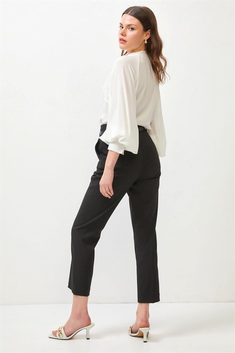 Siyah Kemerli Kalem PantolonST060S20632001