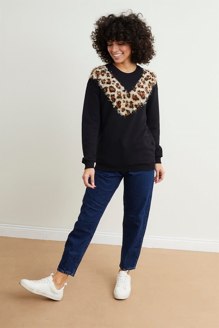 Siyah Leopar Detaylı S-ShirtST050W7205001