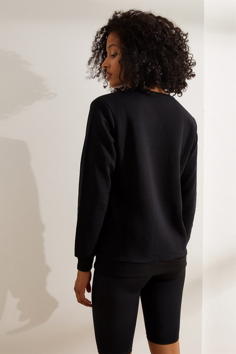 Siyah Önü Baskılı SweatshirtST060W7207101