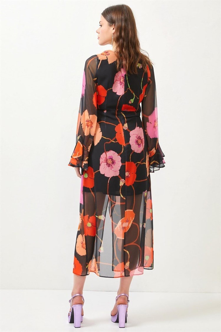Siyah V Yaka Floral Desenli ElbiseST060S40131501
