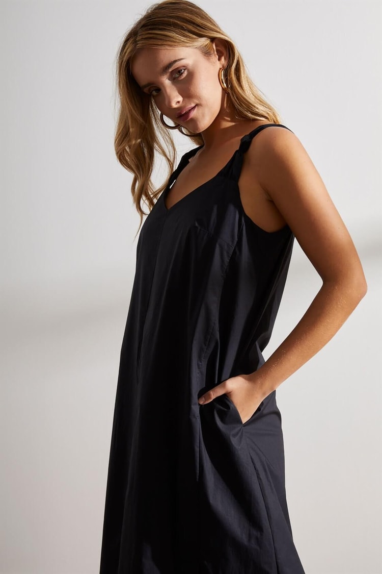 Siyah V Yaka Oversize Diz Altı Midi Boy Pamuk ElbiseST050S4054201