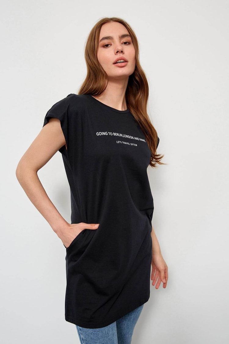 Siyah Vatkalı Kolsuz T-ShirtST060S71228002