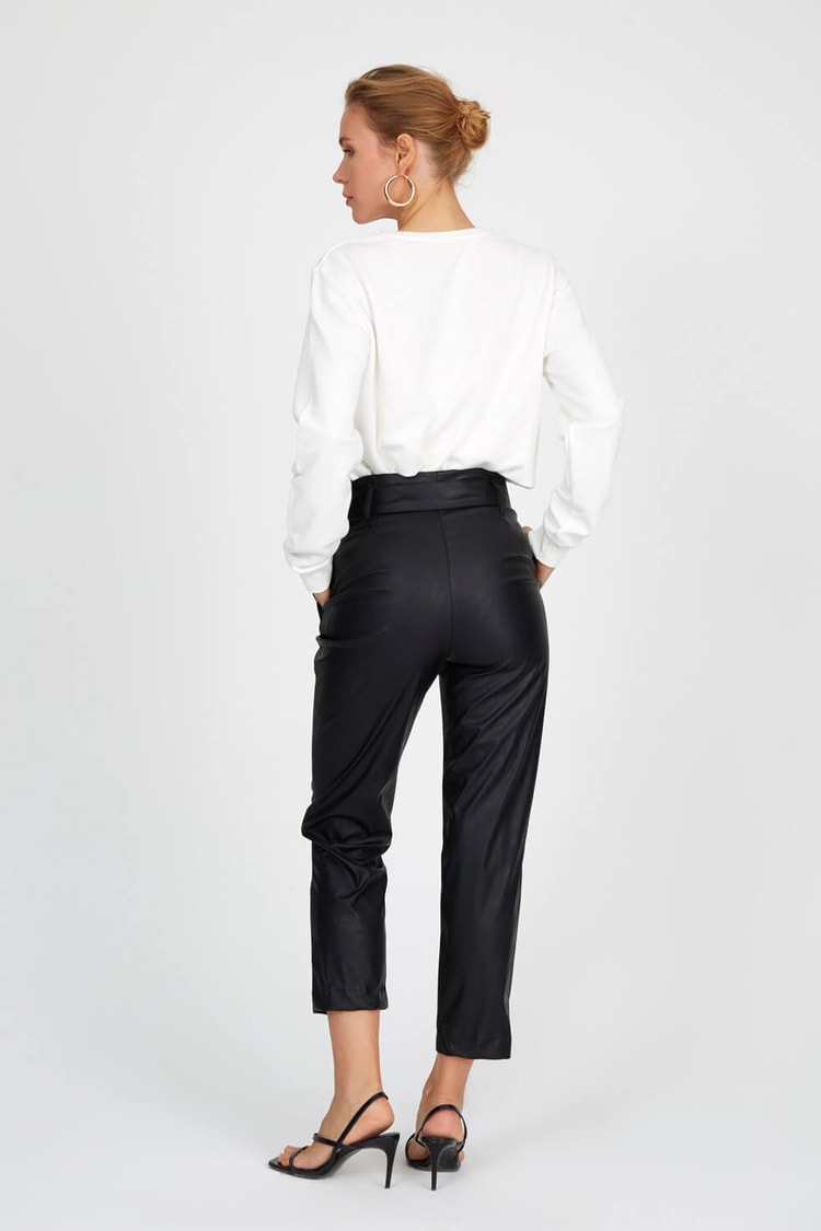 Siyah Yüksek Bel Boru Paça PantolonST040W201162