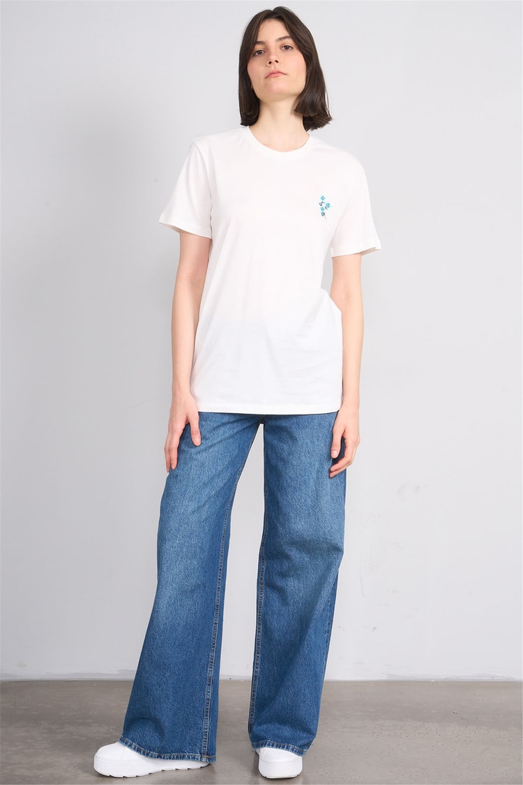 C.K Y26 8925 Fithit Byn B.Yk Regular Nakışlı T-shirt Krem