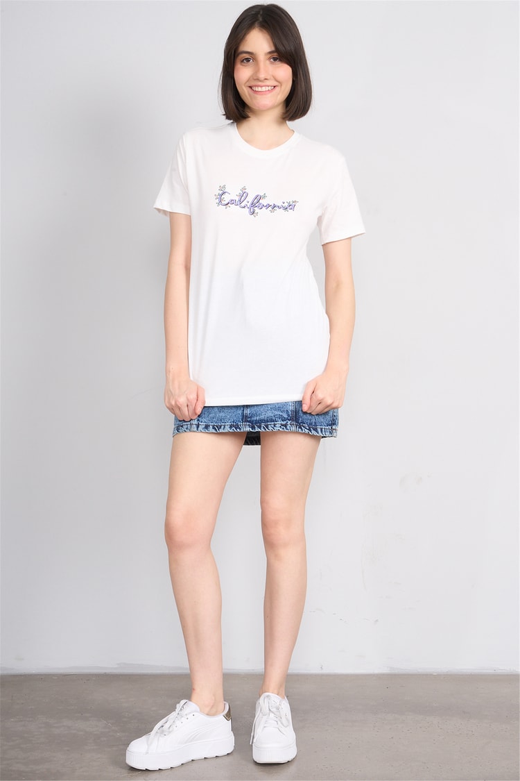 C.K Y26 8954 Fithit Byn B.Yk Regular Nakışlı T-shirt Krem