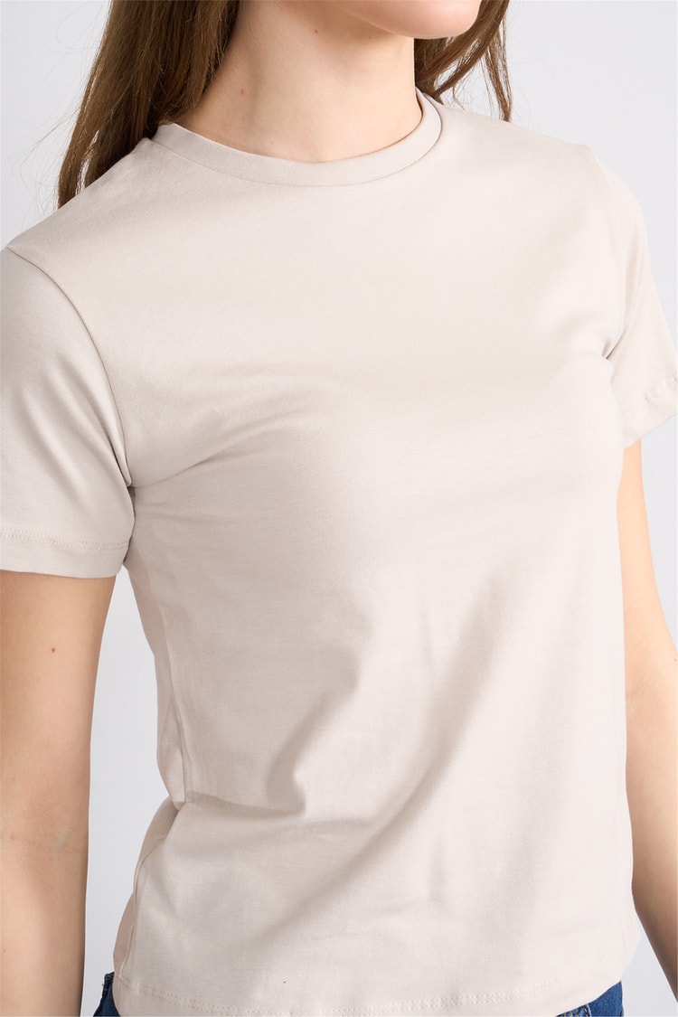Çetinkaya Fithit 8501 Bayan Bisiklet Yaka Slimfit Penye Süprem T-shirt Vizon