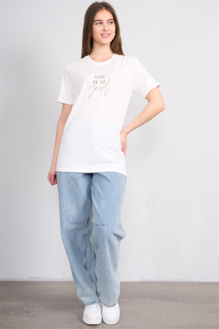 Çetinkaya Fithit 8957 Bayan Bisiklet Yaka Regular Nakışlı T-shirt Krem