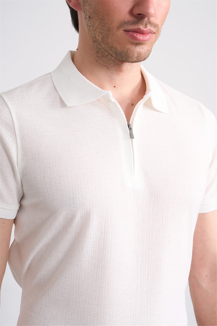 Çetinkaya Mentality 4601 Fermuarlı Polo Yaka Regular Modelli T-shirt Beyaz