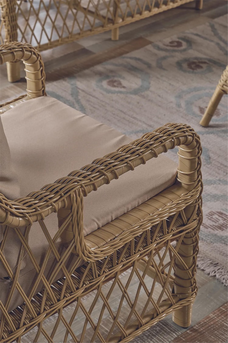 Evdemo Edra Rattan Puflu Bahçe Balkon Takımı 3+1+1+Camlı Masa Cappuccino