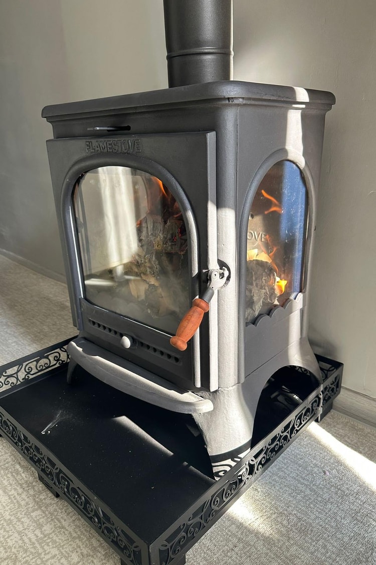 FLAME STOVE Modena Lüx Döküm, Camlı Döküm Soba Şömine (022)