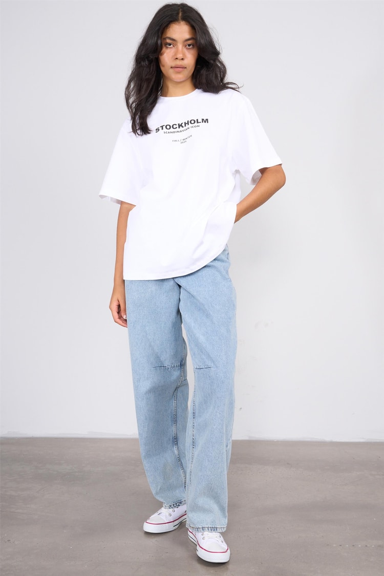 Helly Y25 Mb-6056 Beyaz Kadın Stockholm Yazı Baskılı T-Shirt