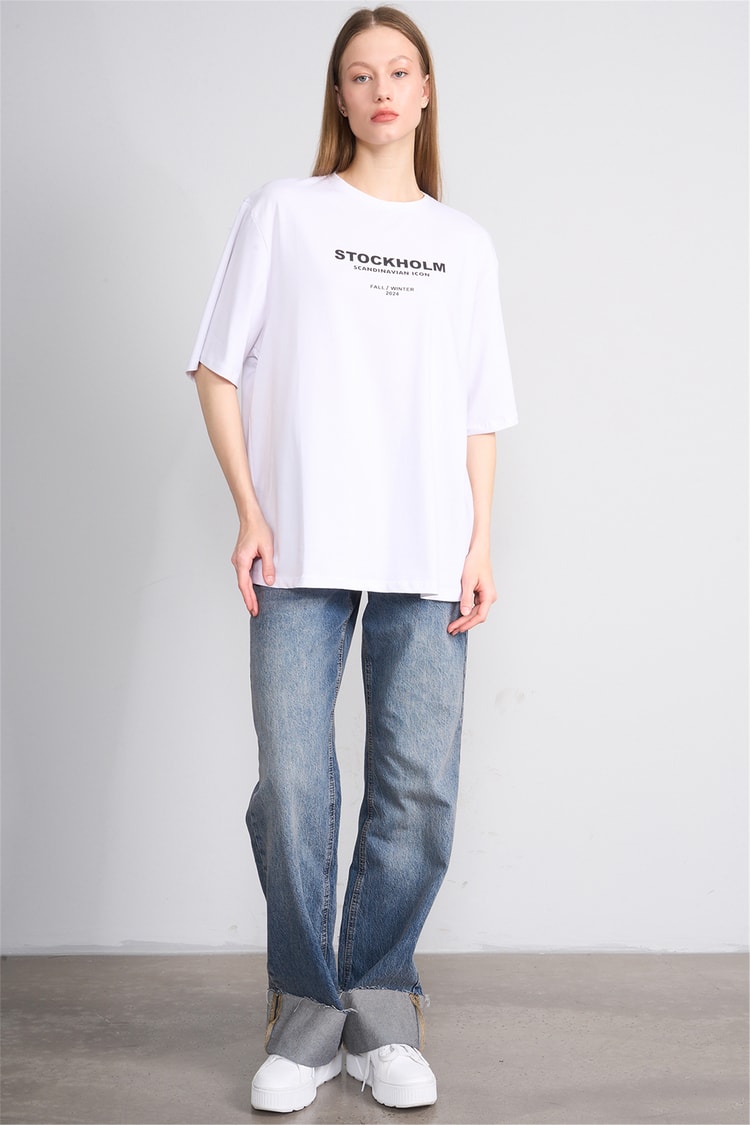 Helly Y26 Mb-6056 Ekru Kadın Stockholm Yazı Baskılı T-Shirt
