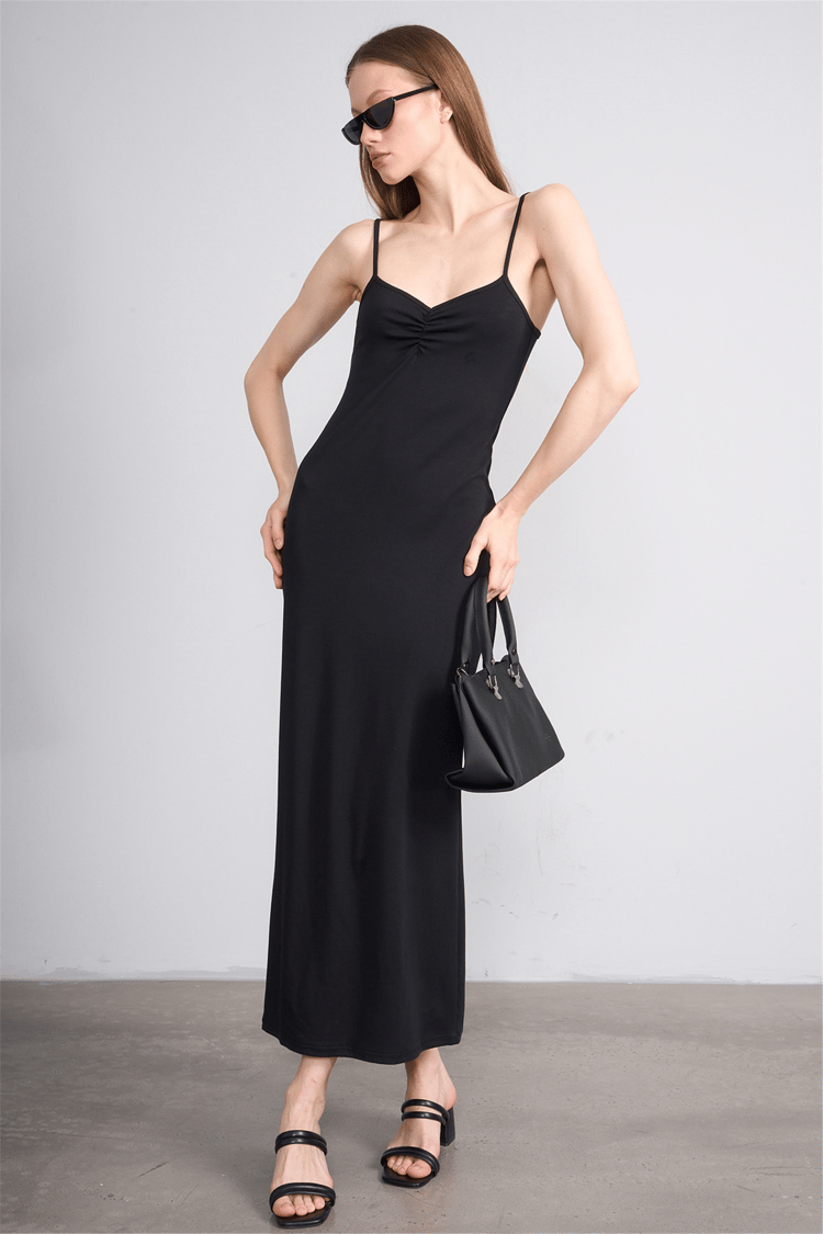Helly Y26 Me-8346 Siyah Kadın Askılı Elbise S-Xl