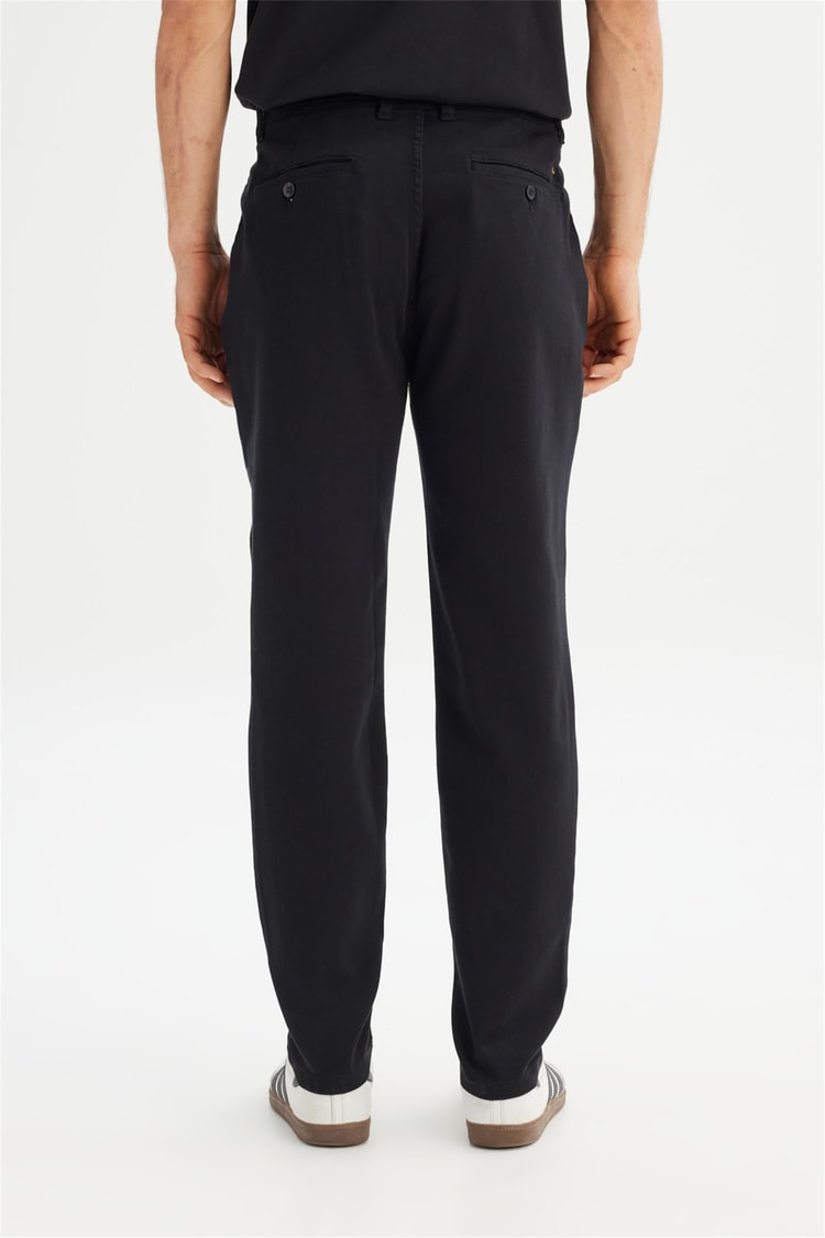 Lee Lm0400001 001 Black Erkek Regular Normal Bel Dar Paca Orme Chıno Jogger Pantolon