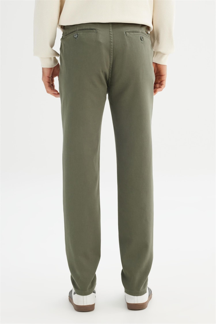 Lee Lm0400001 801 Khakı Erkek Regular Normal Bel Dar Paca Orme Chıno Jogger Pantolon