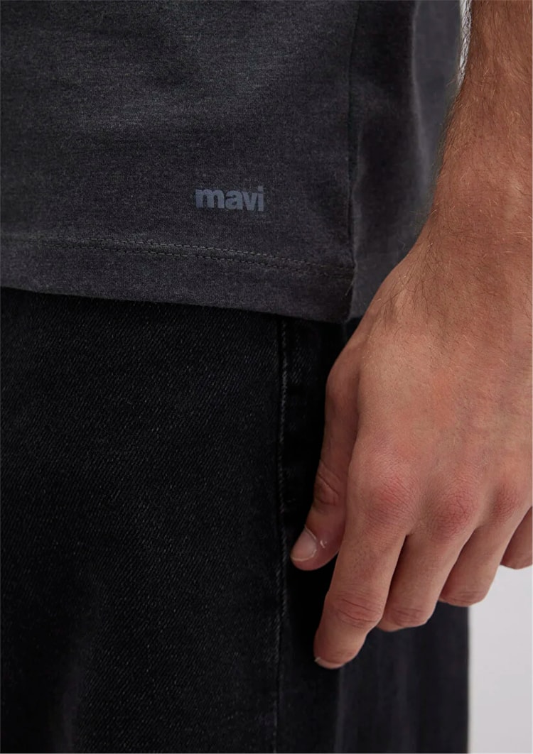Mavi 061748-24398 Erkek V Yaka Koyu Gri Melanj T-Shirt