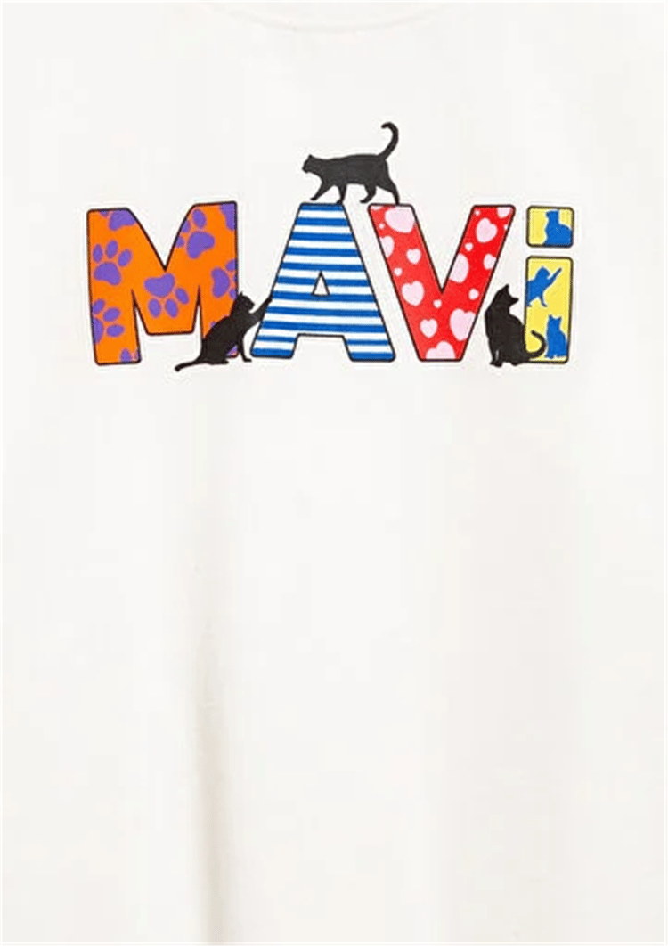 Mavı M7610426-70057 Kırık Beyaz Kız Cocuk Oversıze Mavı Logo Baskılı T-Shırt