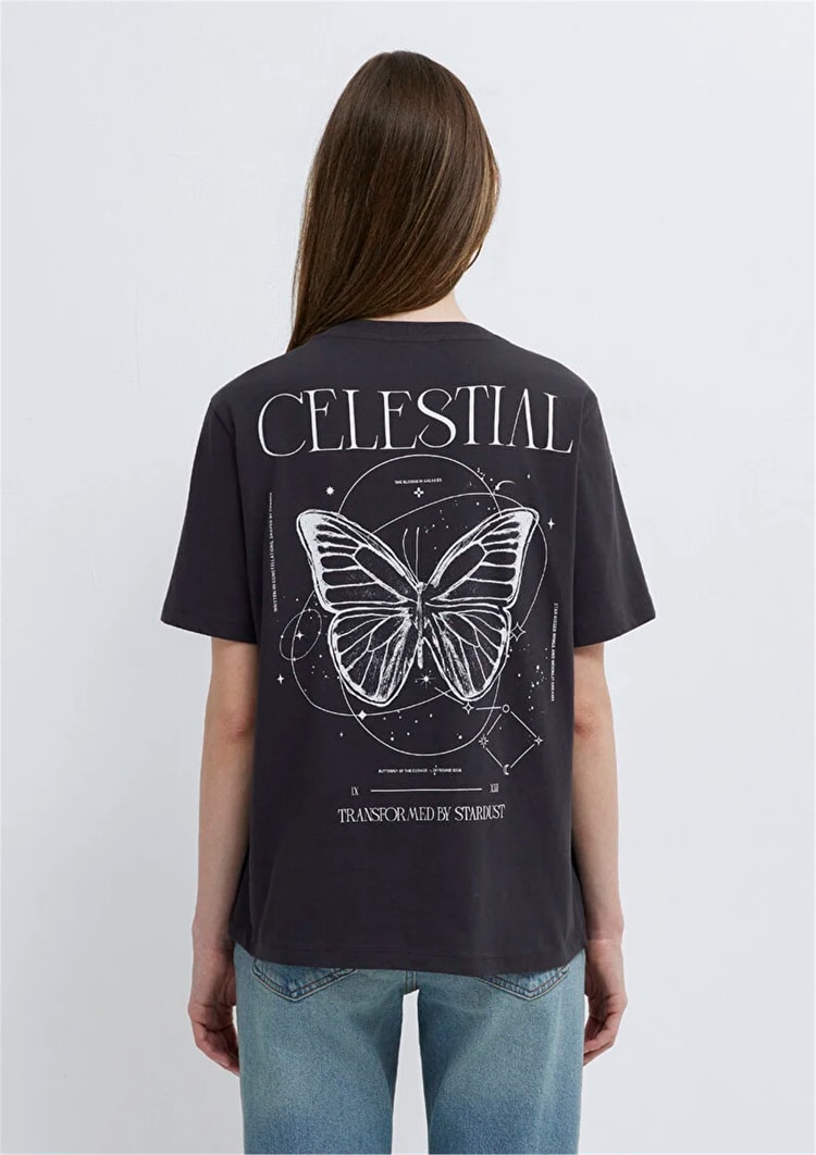 Mavi Y26 M1613871-70087 Komur Kadın Regular Kelebek Baskılı T-shirt