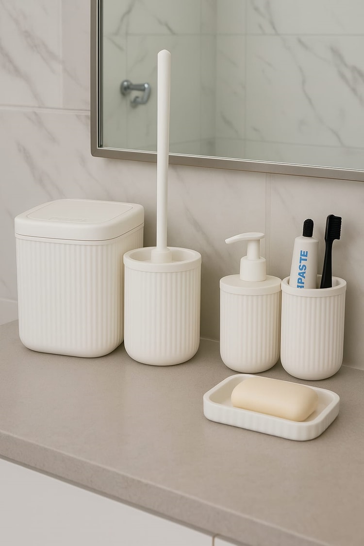 Modern  Banyo Seti – 5 Parça Şık Ve Dayanıklı Banyo Aksesuar Seti