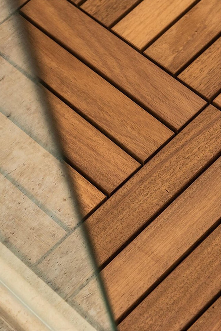 Pafu SUNSOE İroko Ağacı Balkon Bahçe Ahşap Yer Döşemesi Karo Deck 30x30 cm – 1 Adet (0,09m2)