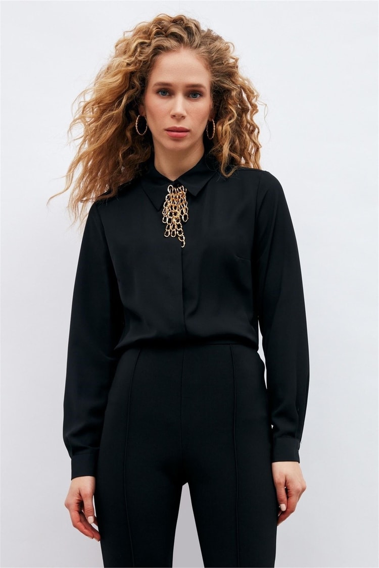 Sateen 881-2013 Siyah Kadın Zincir Detaylı Gömlek