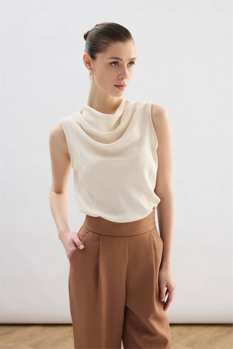 Sateen Y26 1969-1251 Degaje Yaka Jakarlı Bluz Taş