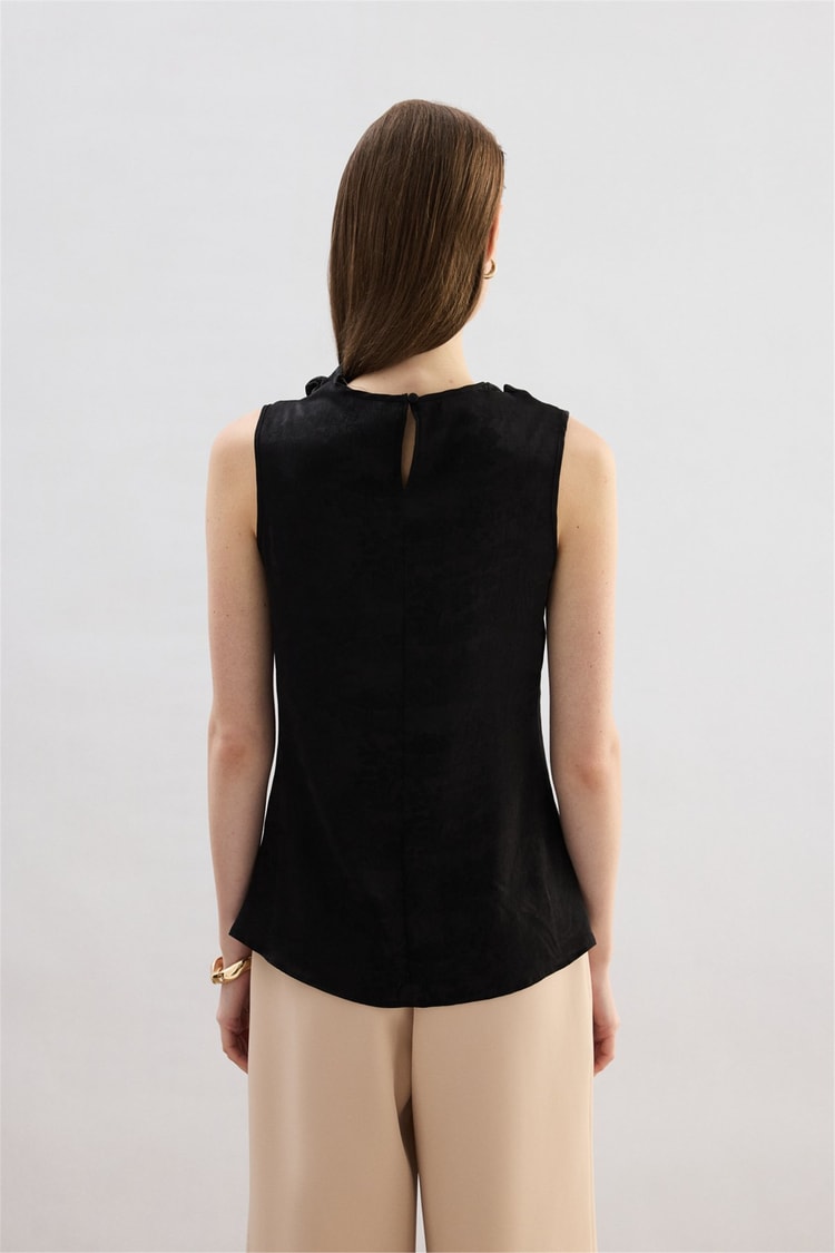 Sateen Y26 1969-1251 Degaje Yaka Jakarlı Bluz Siyah